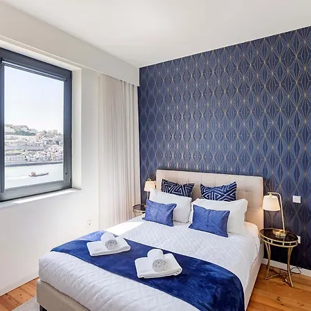 Luxurious Townhome With River View By Lovelystay Nyaraló Porto